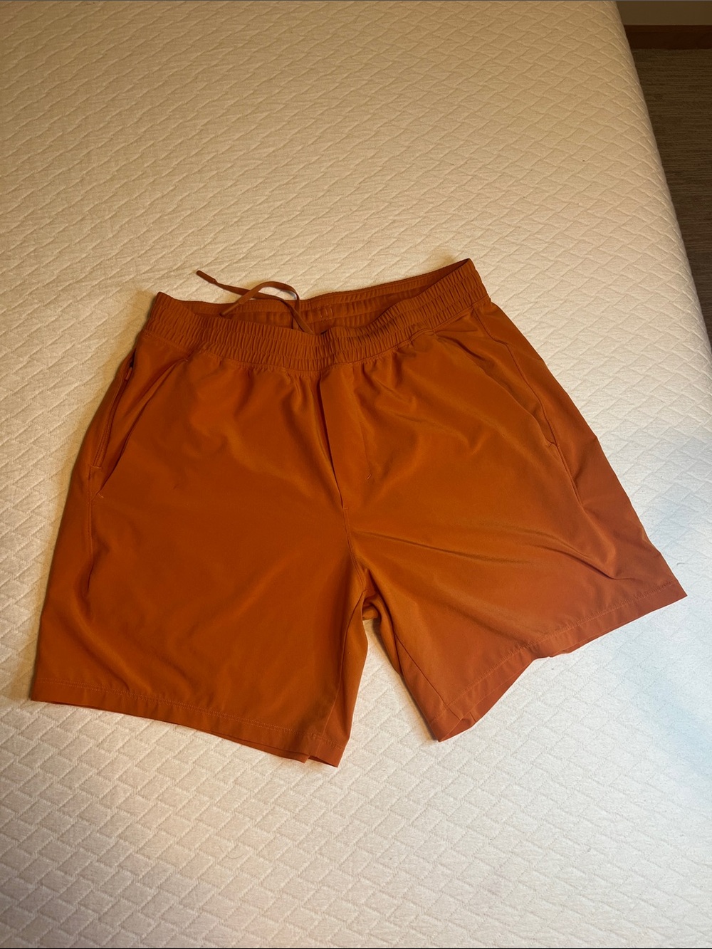 lululemon athletica Men's Athletic Shorts - Burnt Orange, L